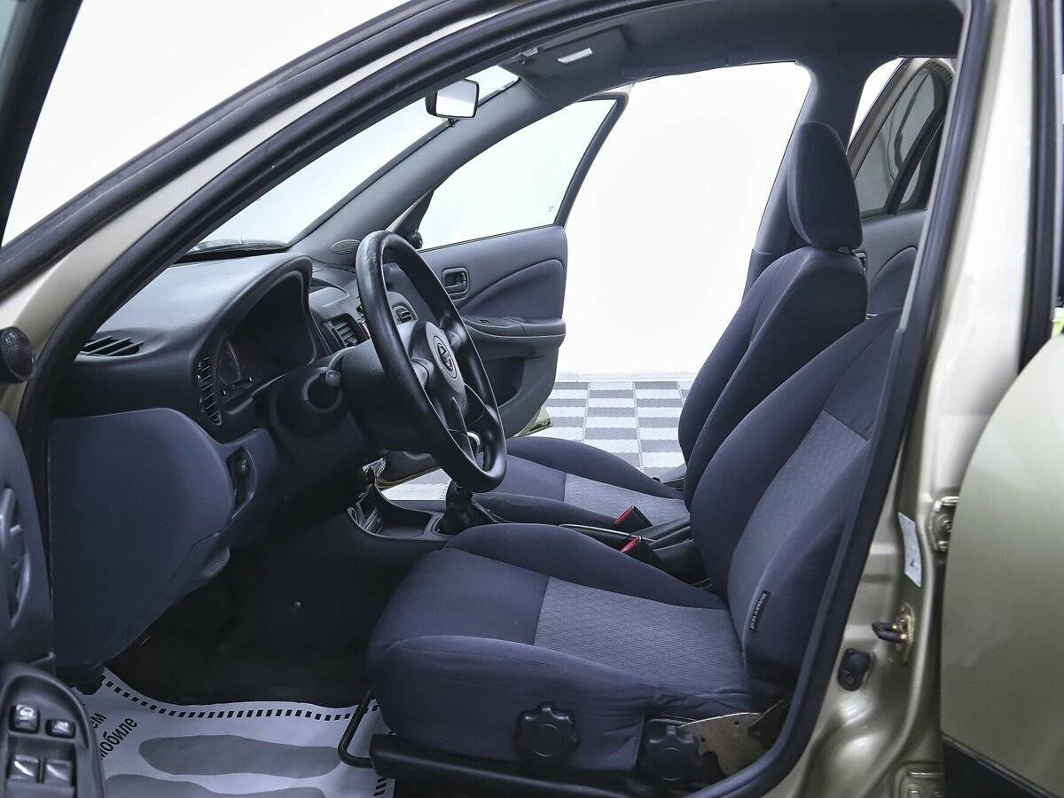 Купить Nissan Almera с пробегом. Фото: #6