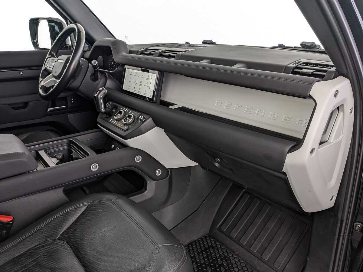 Купить Land Rover Defender с пробегом. Фото: #12