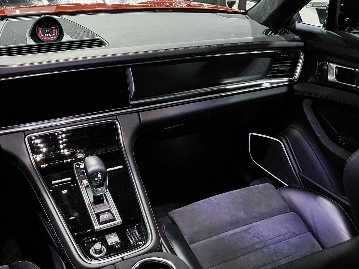 Купить Porsche Panamera с пробегом. Фото: #22