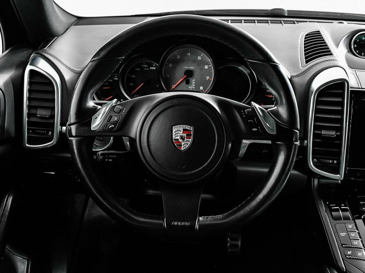 Купить Porsche Cayenne с пробегом. Фото: #11
