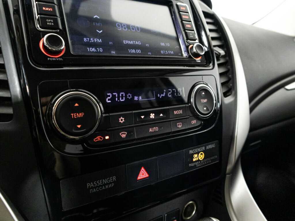 Купить Mitsubishi Pajero Sport с пробегом. Фото: #18