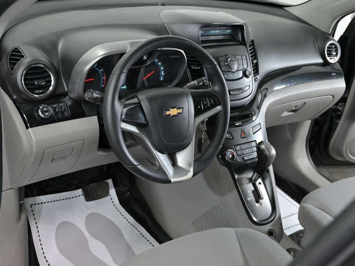 Купить Chevrolet Orlando с пробегом. Фото: #9