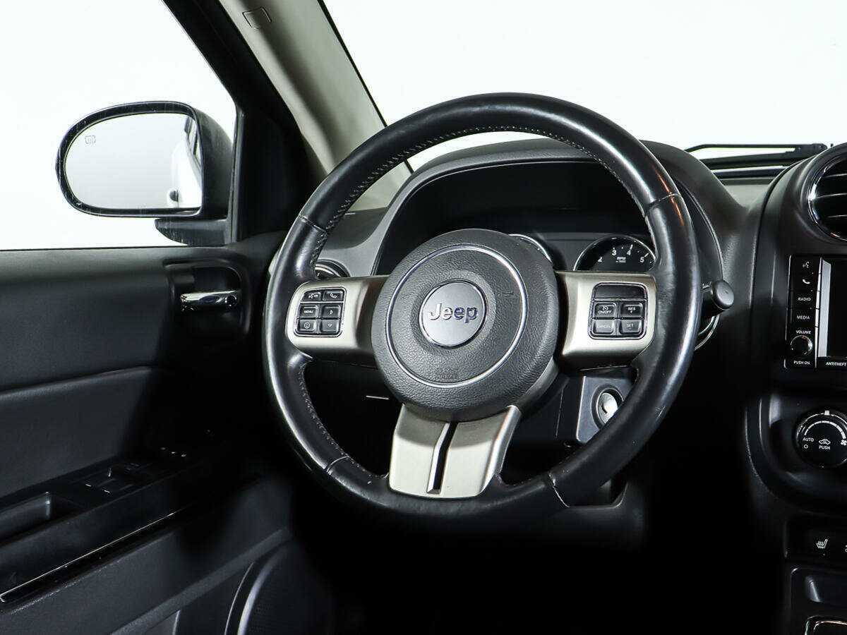 Купить Jeep Compass с пробегом. Фото: #13
