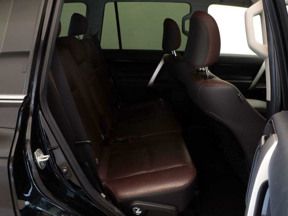 Купить Toyota Land Cruiser Prado с пробегом. Фото: #7