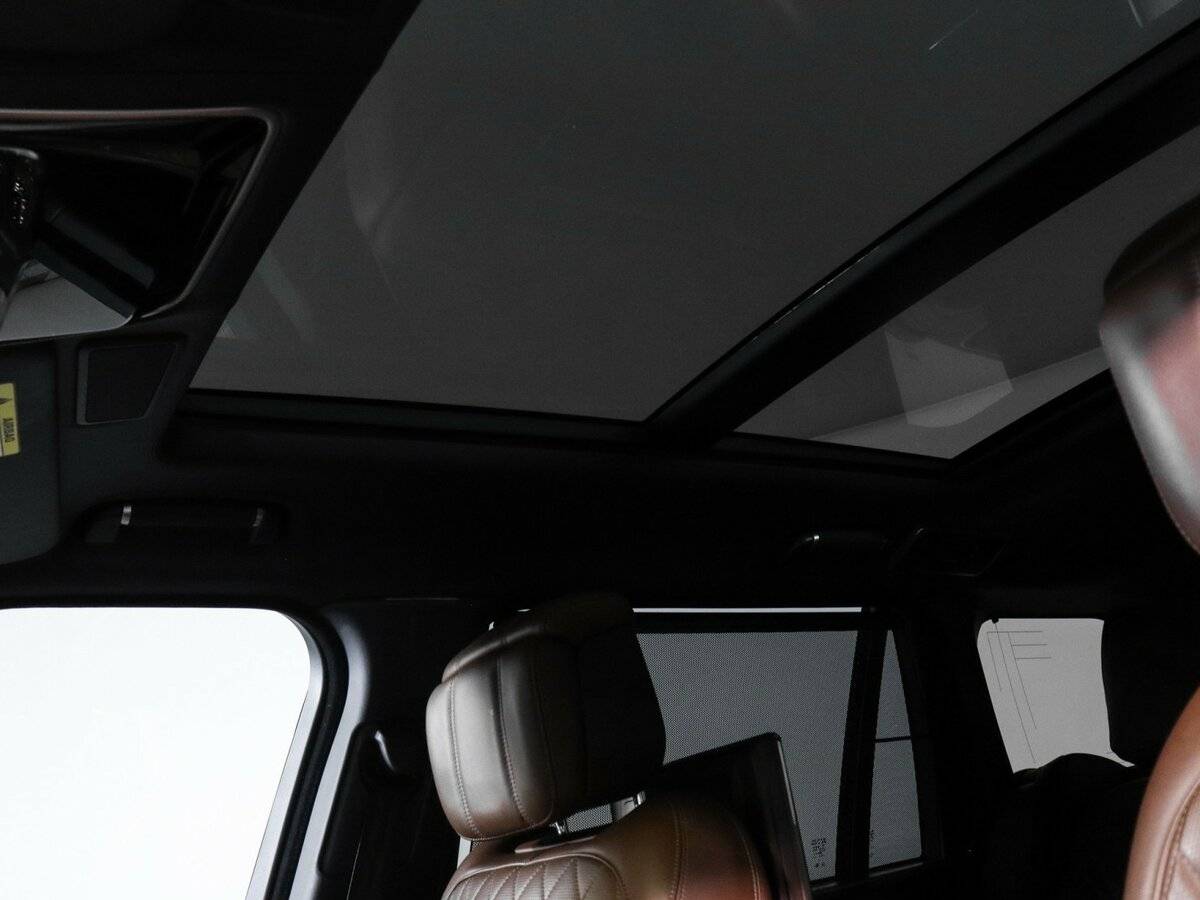 Купить Land Rover Range Rover с пробегом. Фото: #25