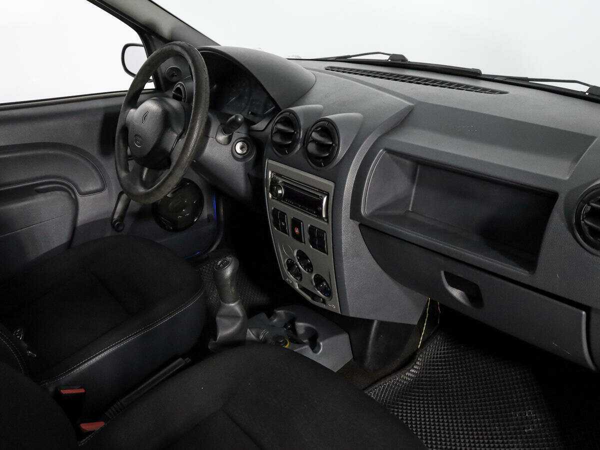 Купить Renault Logan с пробегом. Фото: #11
