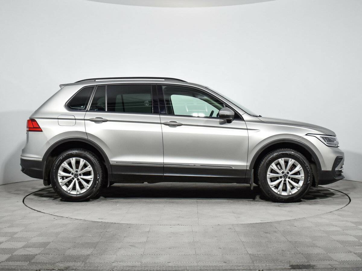 Купить Volkswagen Tiguan с пробегом. Фото: #3