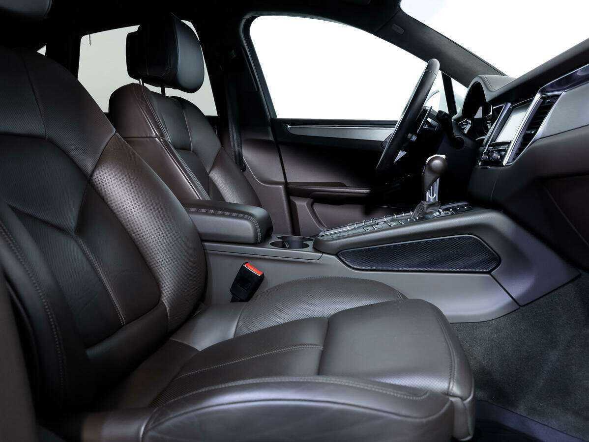 Купить Porsche Macan с пробегом. Фото: #12