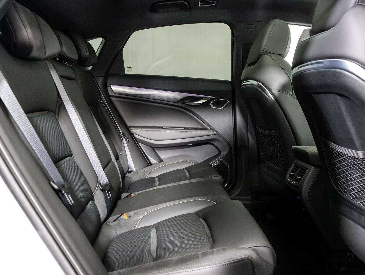 Купить Geely Tugella с пробегом. Фото: #17