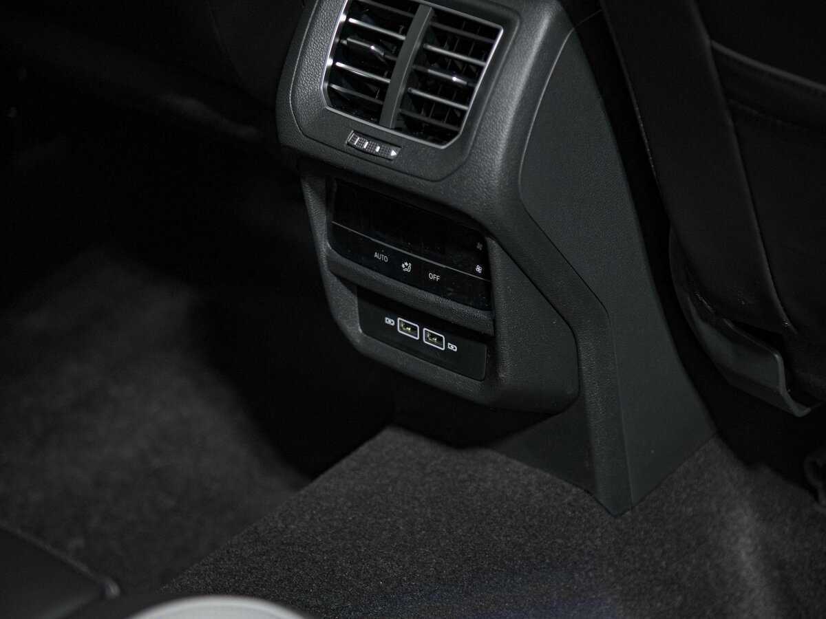 Купить Volkswagen Tayron с пробегом. Фото: #17