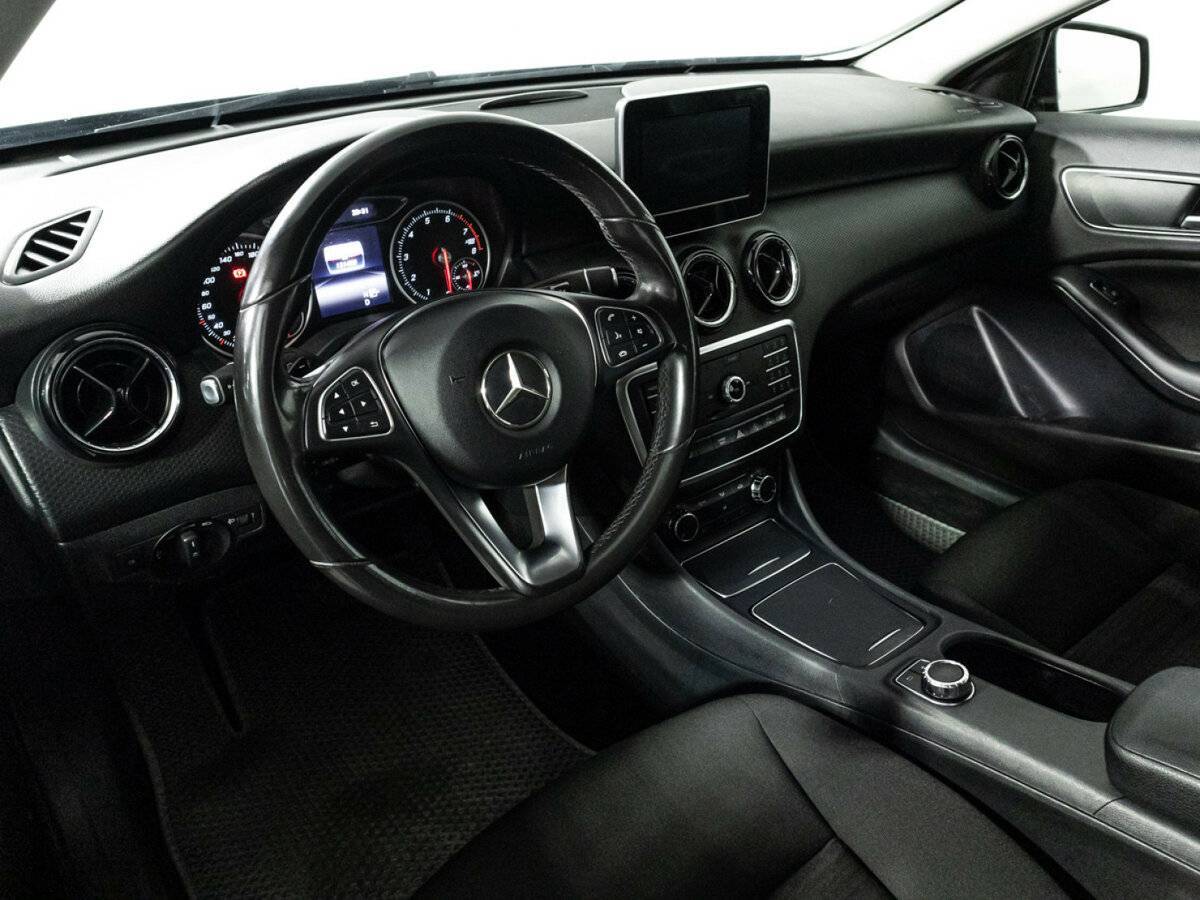 Купить Mercedes-Benz A-Класс с пробегом. Фото: #10