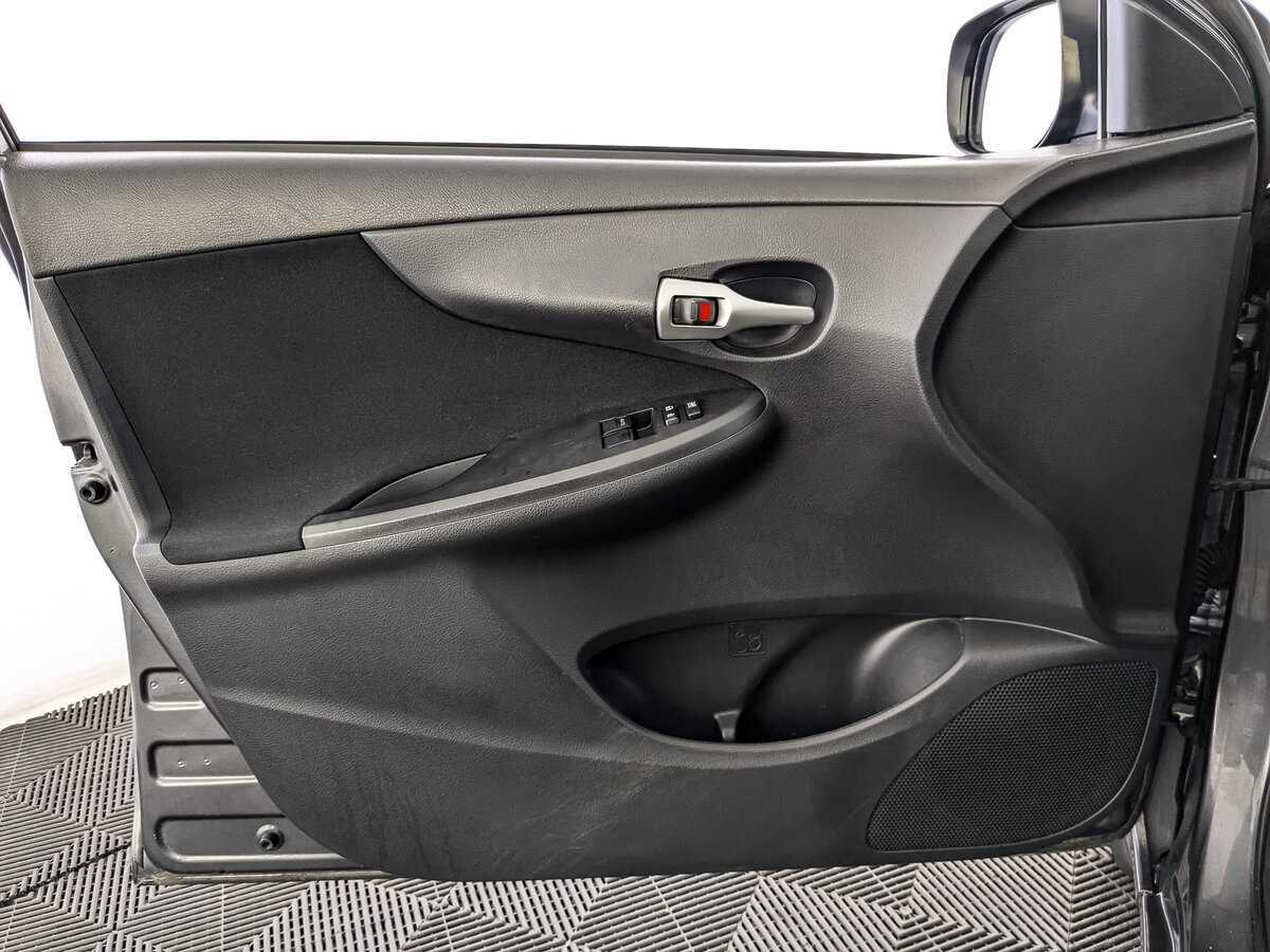 Купить Toyota Corolla с пробегом. Фото: #13