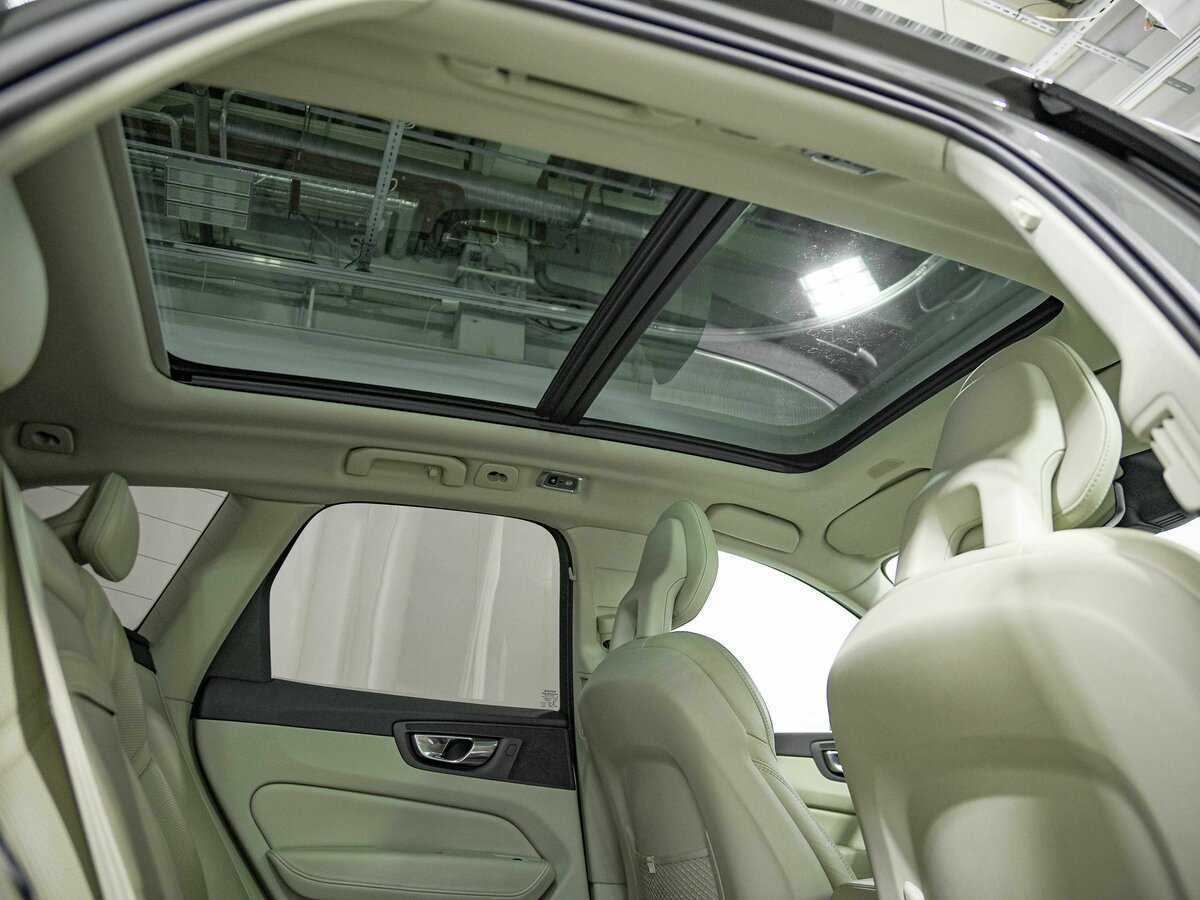Купить Volvo XC60 с пробегом. Фото: #19