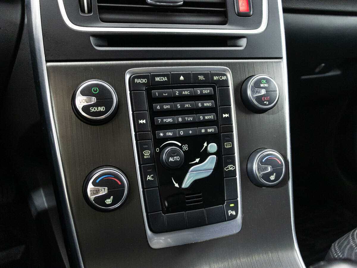 Купить Volvo S60 с пробегом. Фото: #16