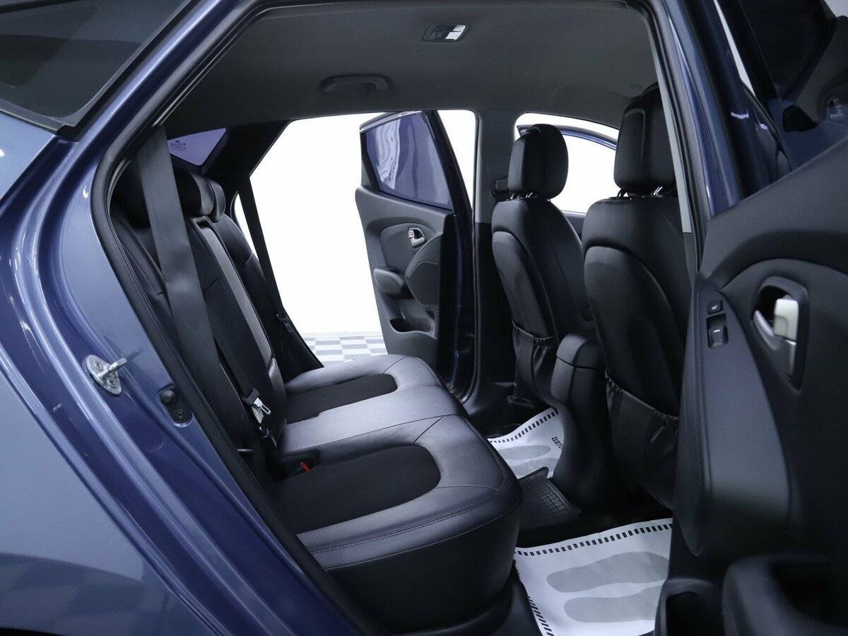 Купить Hyundai ix35 с пробегом. Фото: #14