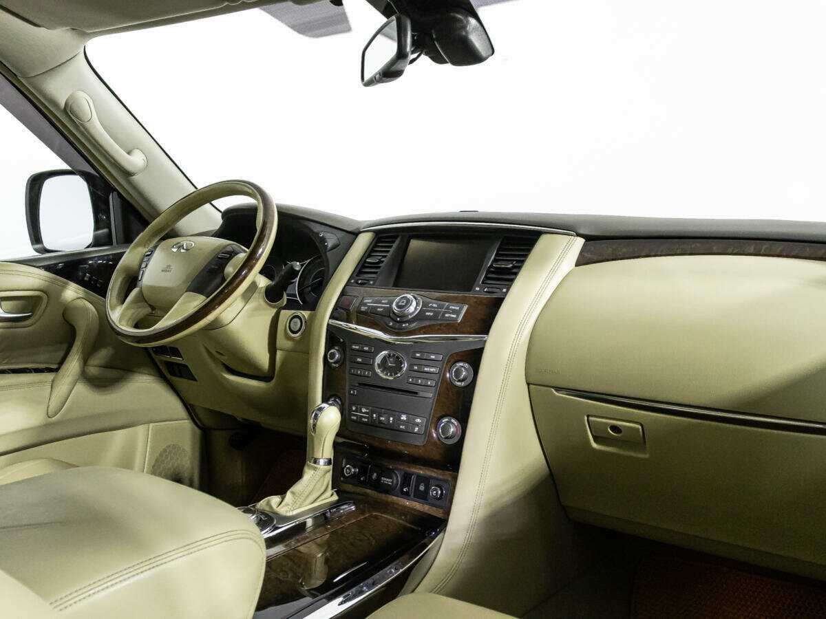 Купить Infiniti QX80 с пробегом. Фото: #6