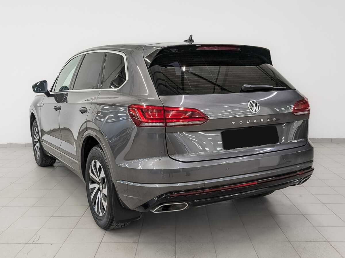 Купить Volkswagen Touareg с пробегом. Фото: #6