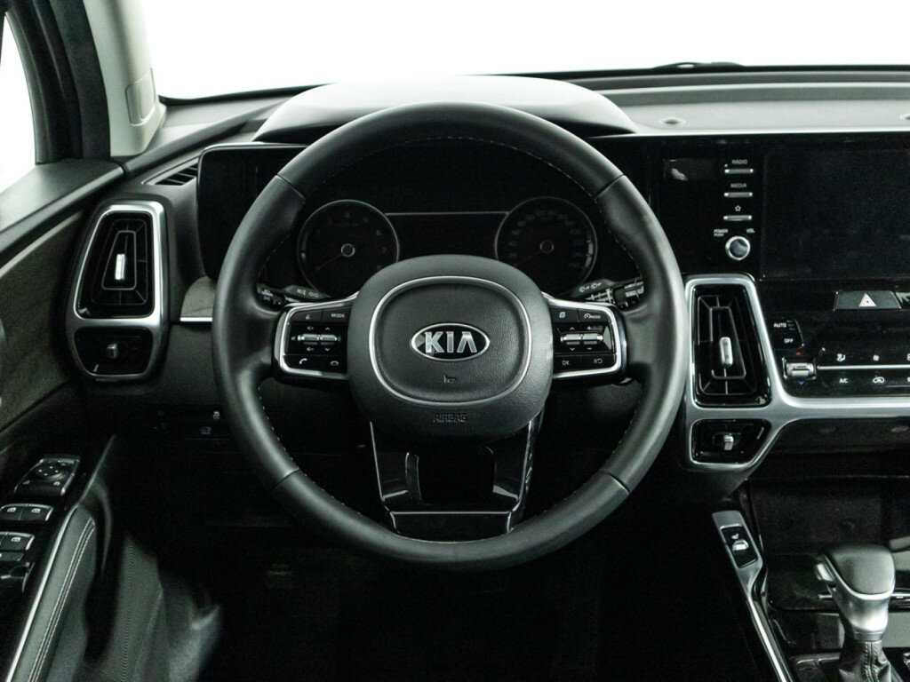 Купить Kia Sorento с пробегом. Фото: #25