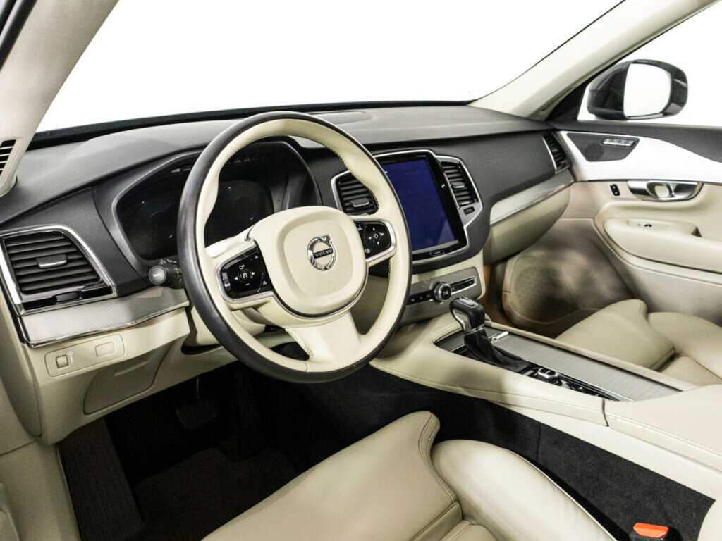Купить Volvo XC90 с пробегом. Фото: #10