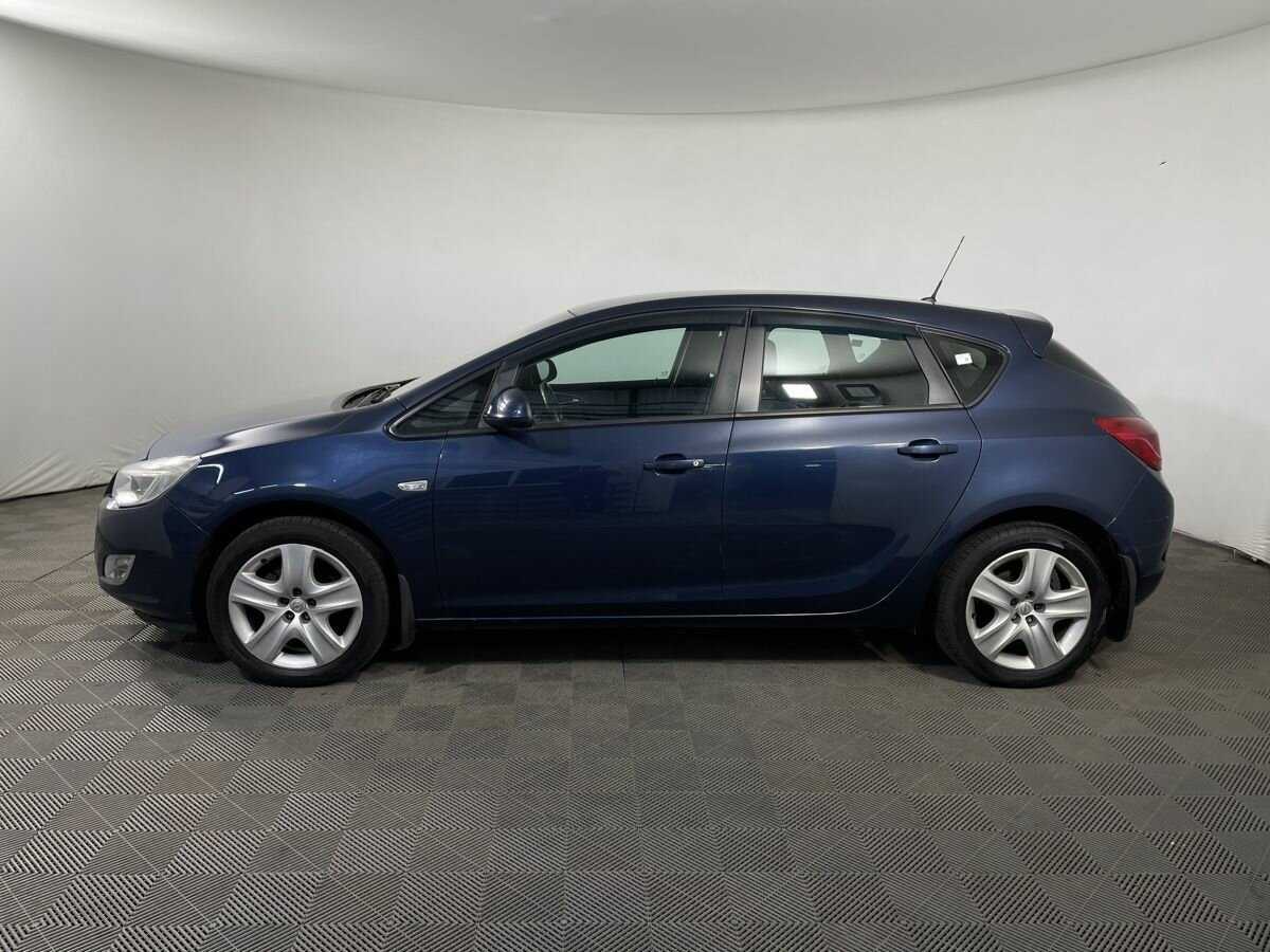 Купить Opel Astra с пробегом. Фото: #4