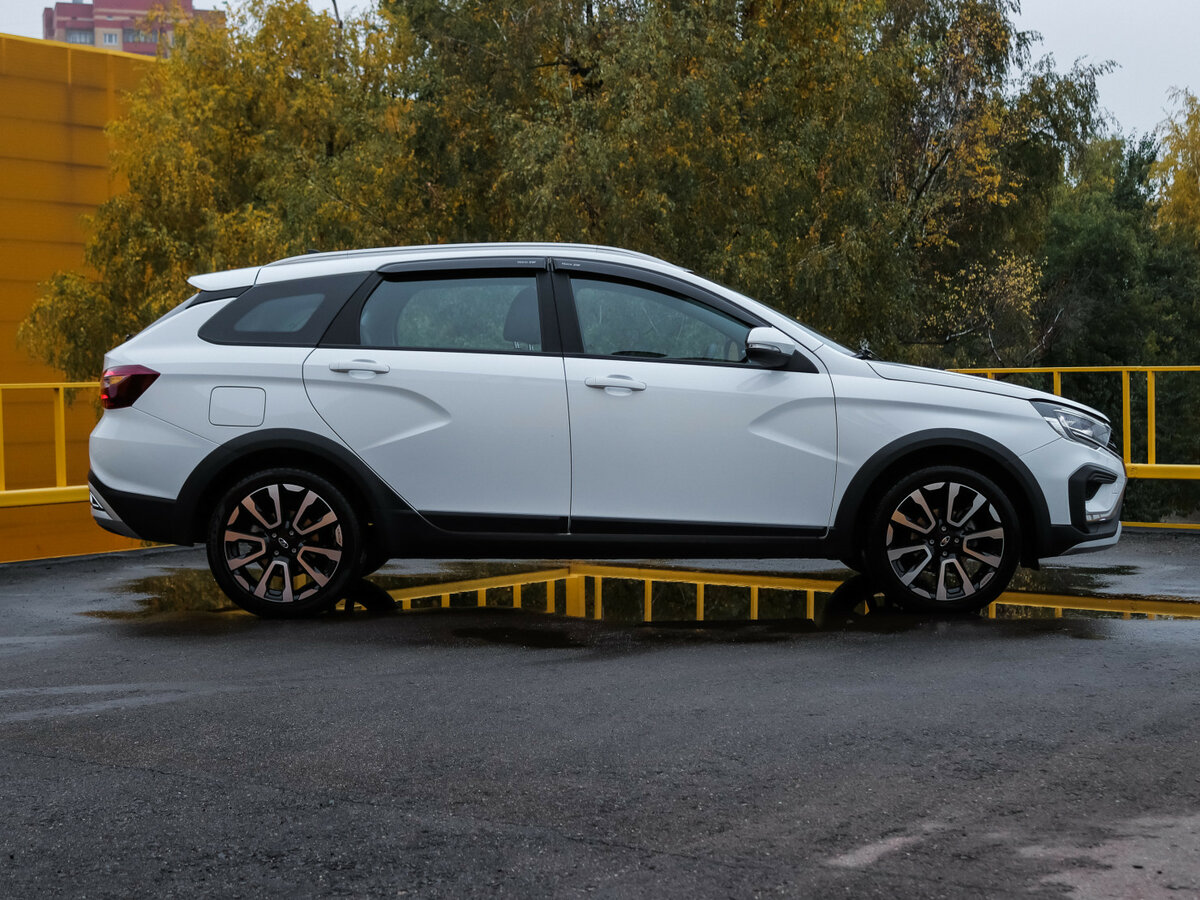 Купить Lada (ВАЗ) Vesta с пробегом. Фото: #2