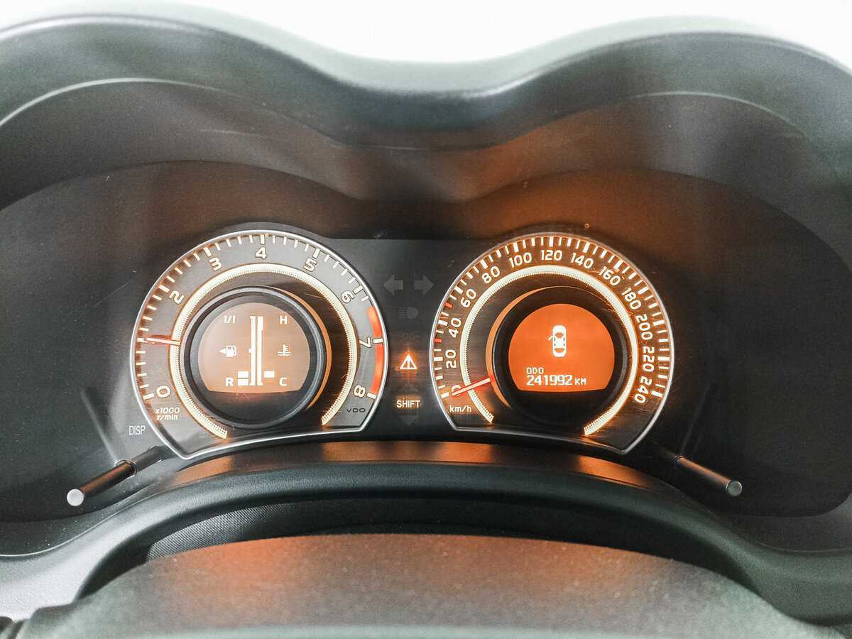 Купить Toyota Corolla с пробегом. Фото: #10