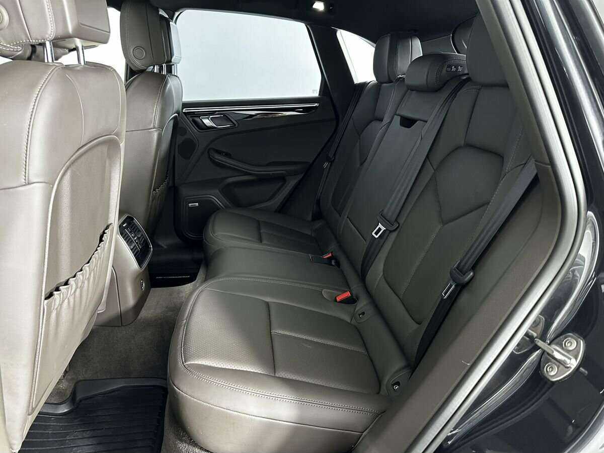 Купить Porsche Macan с пробегом. Фото: #16