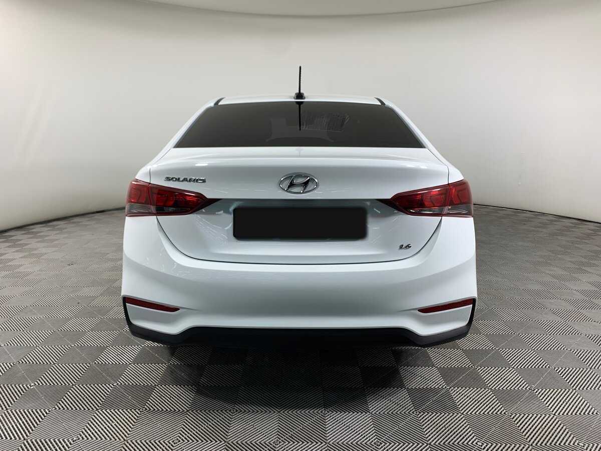 Купить Hyundai Solaris с пробегом. Фото: #4
