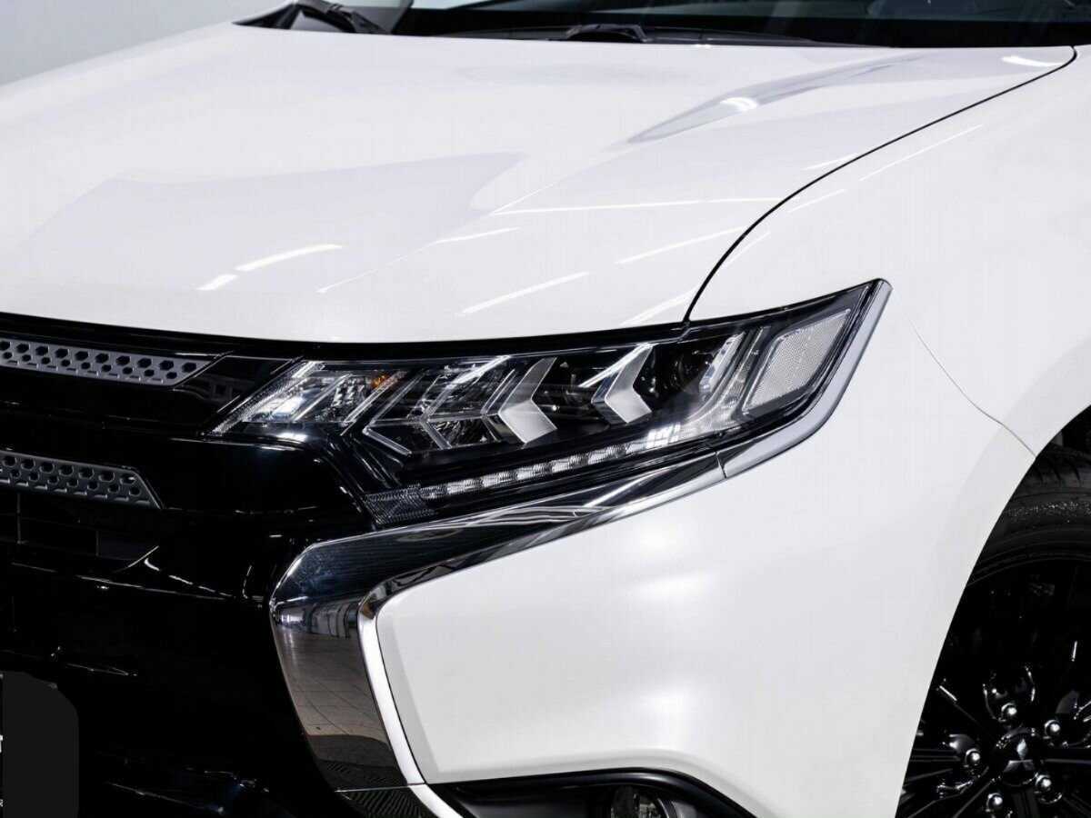 Купить Mitsubishi Outlander с пробегом. Фото: #6