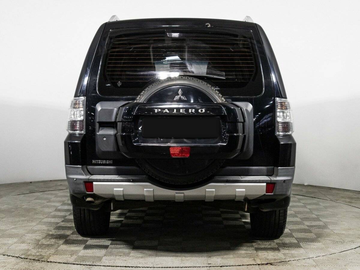 Купить Mitsubishi Pajero с пробегом. Фото: #4
