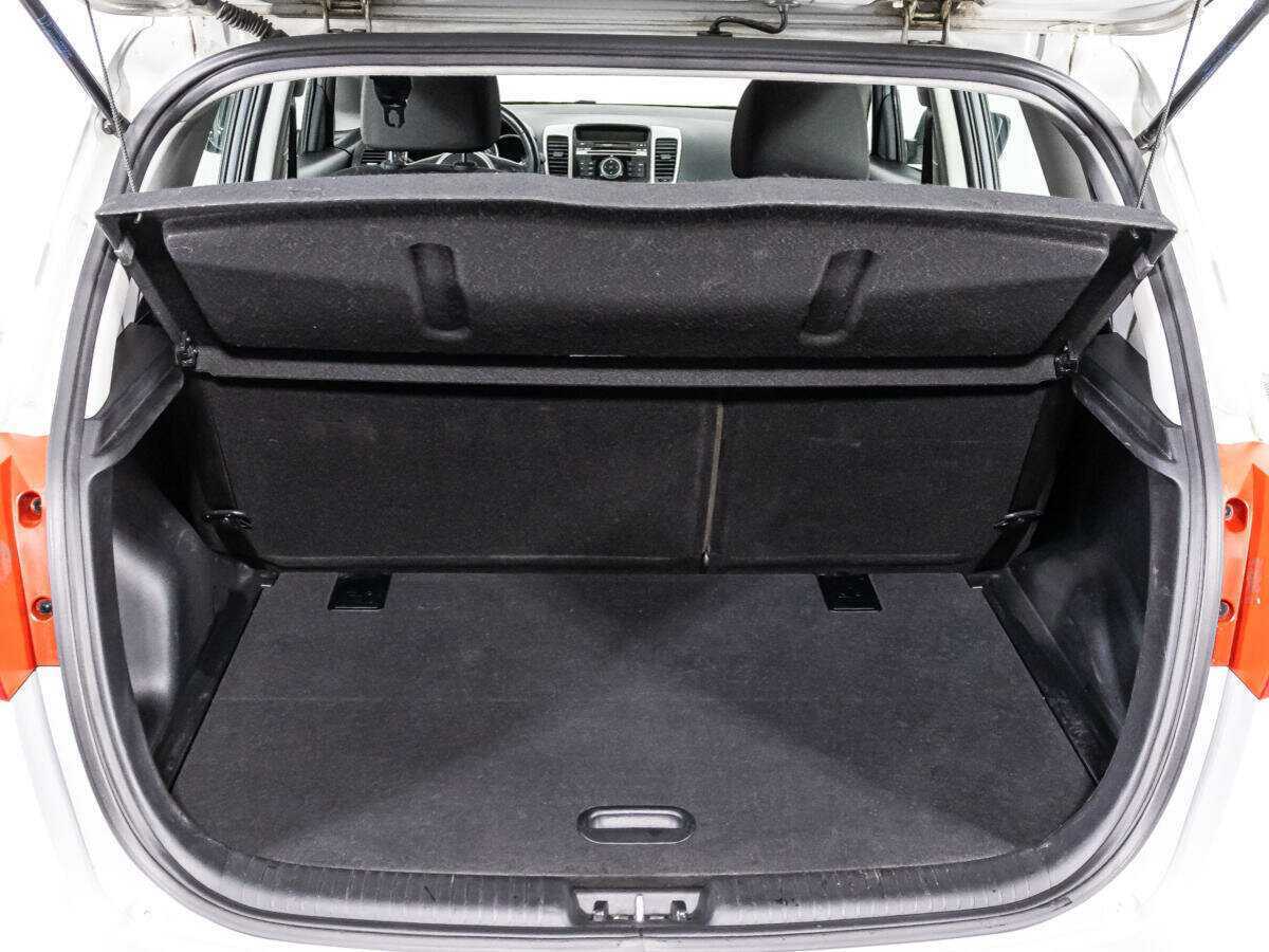 Купить Kia Venga с пробегом. Фото: #14