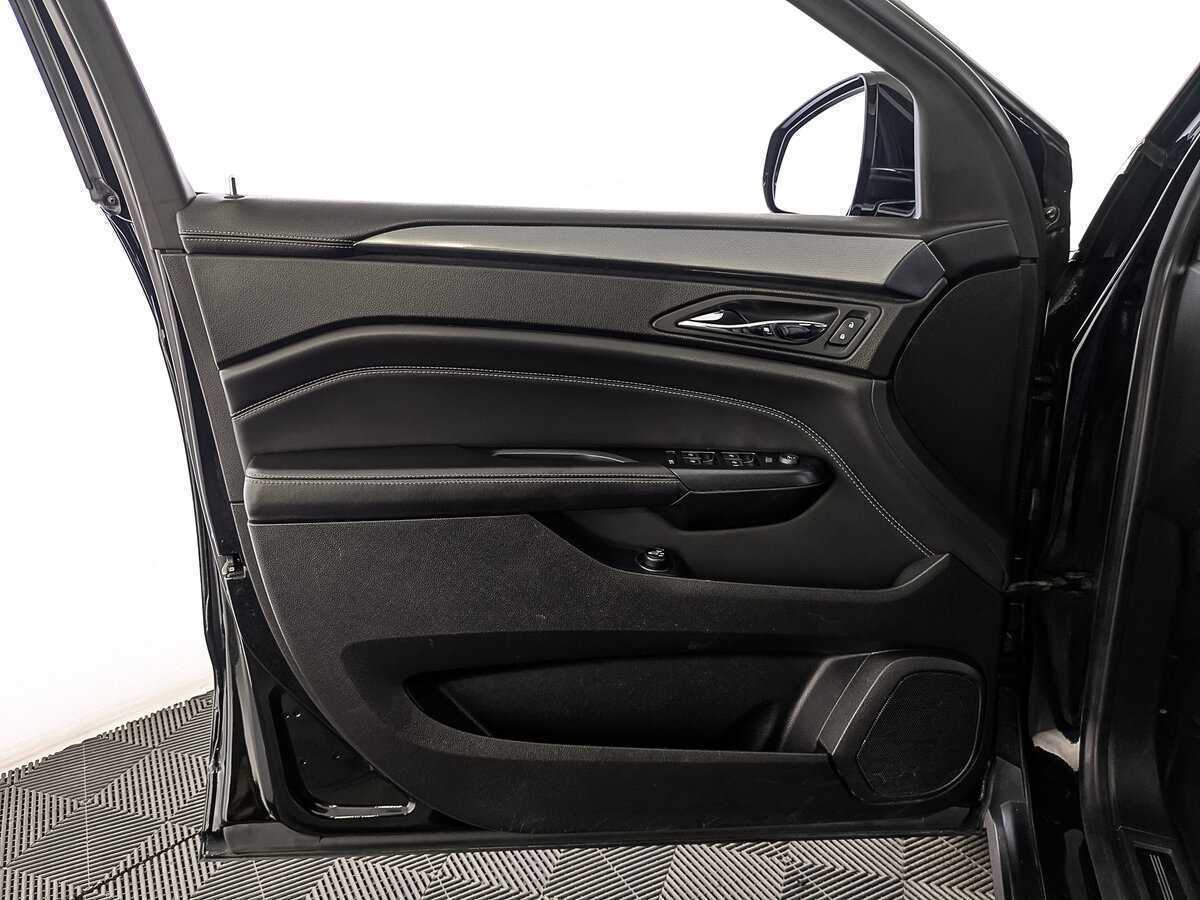 Купить Cadillac SRX с пробегом. Фото: #18