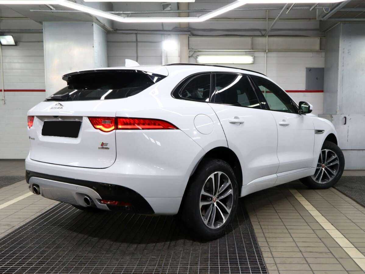 Купить Jaguar F-Pace с пробегом. Фото: #1