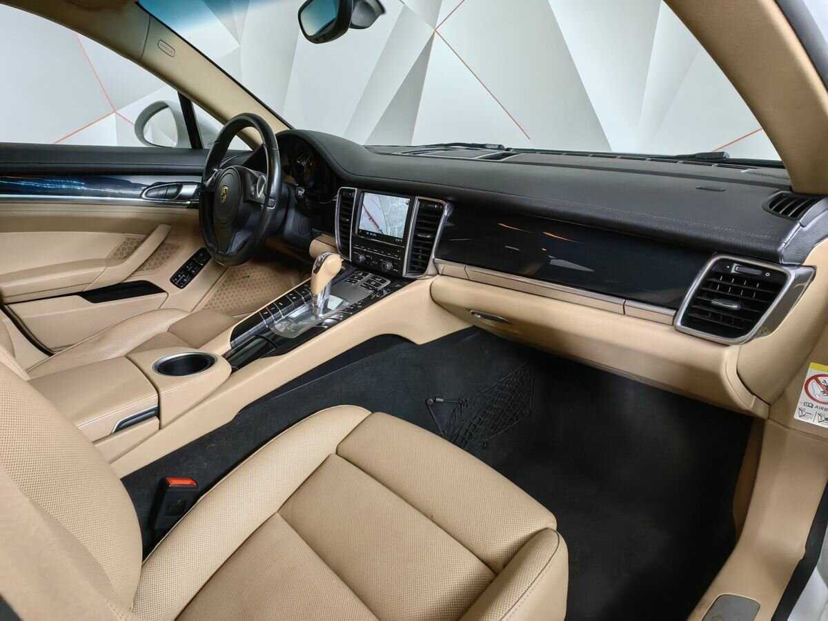 Купить Porsche Panamera с пробегом. Фото: #8