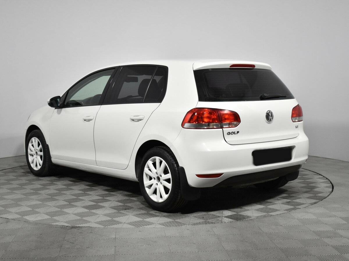 Купить Volkswagen Golf с пробегом. Фото: #6