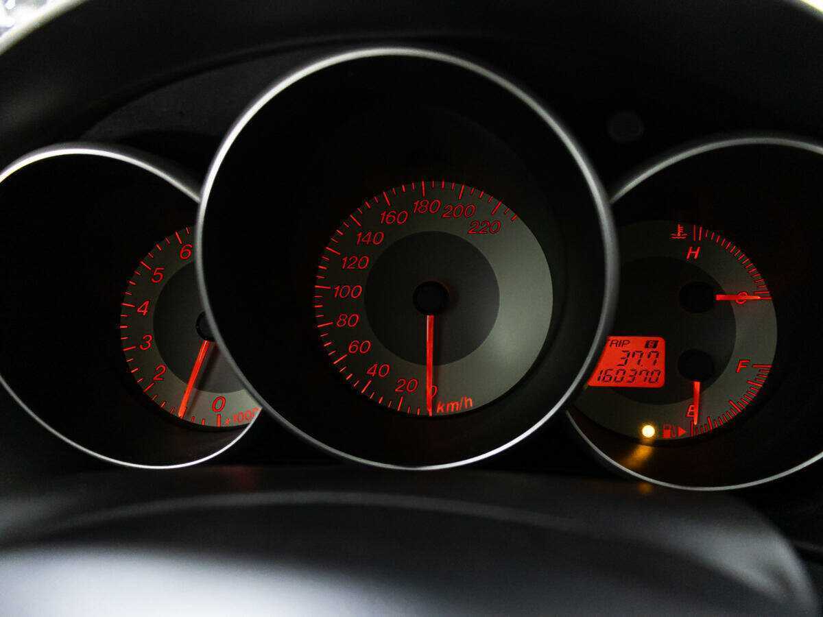 Купить Mazda 3 с пробегом. Фото: #11