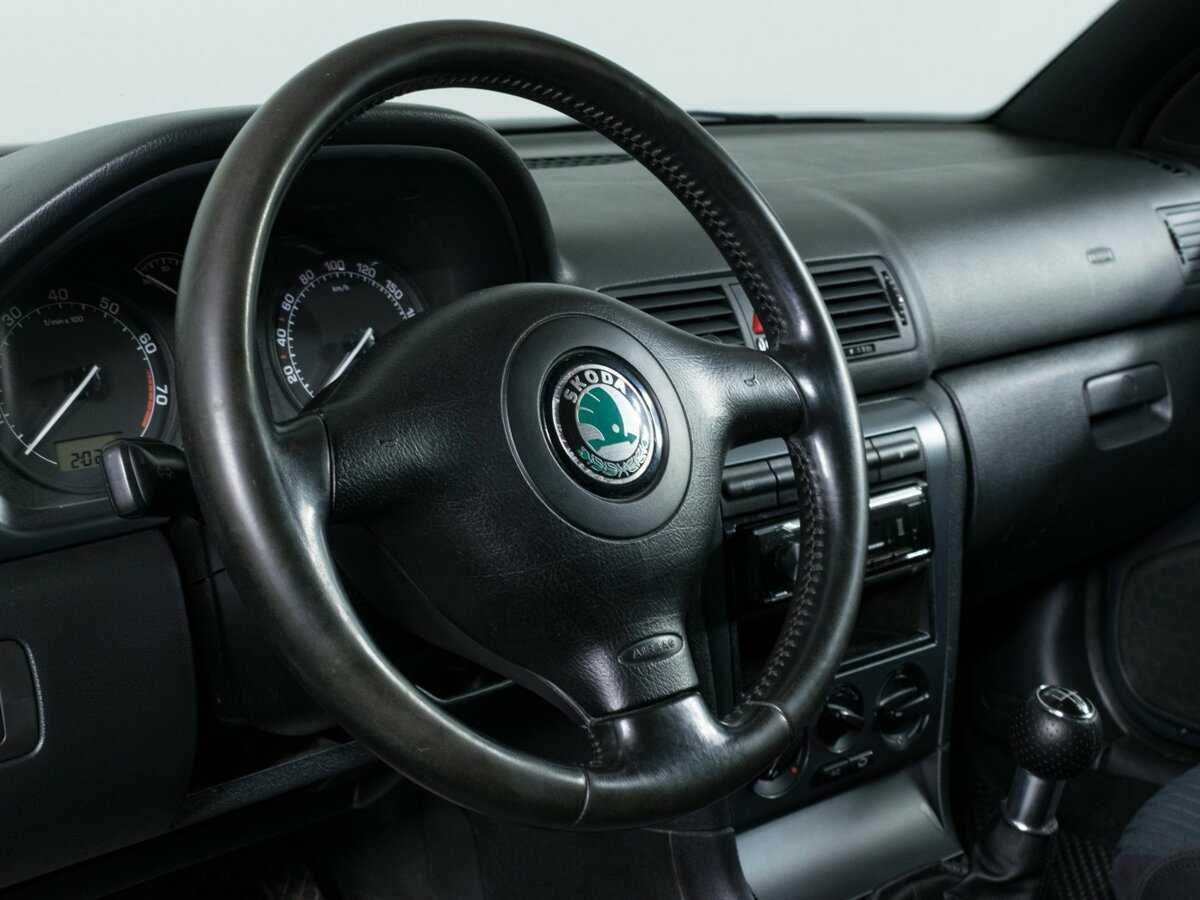 Купить Skoda Octavia с пробегом. Фото: #11