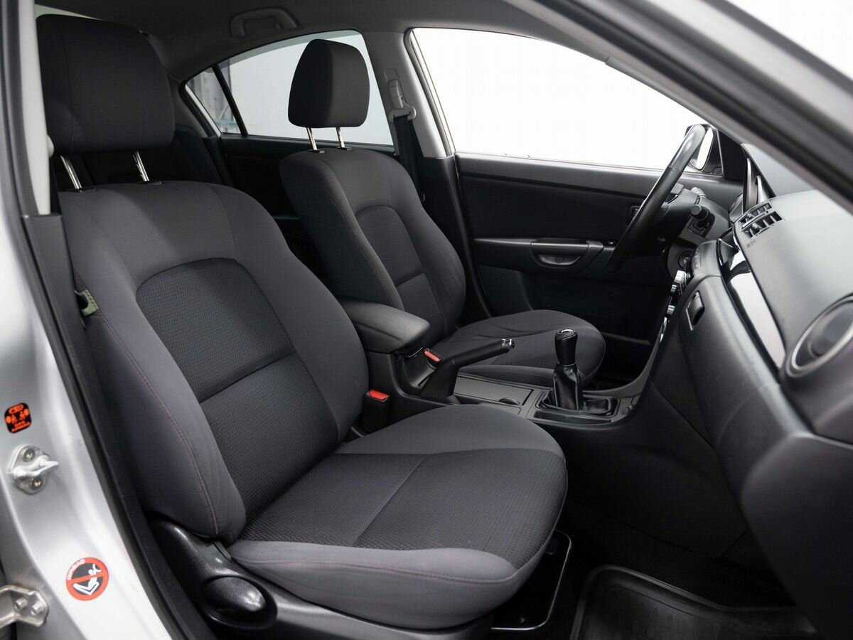 Купить Mazda 3 с пробегом. Фото: #11