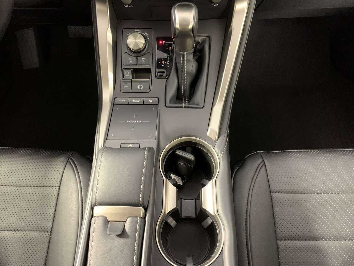 Купить Lexus NX с пробегом. Фото: #17