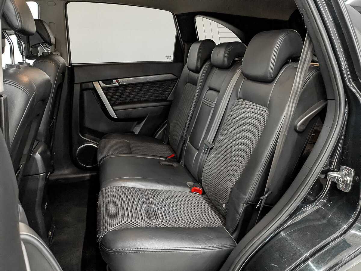 Купить Chevrolet Captiva с пробегом. Фото: #17