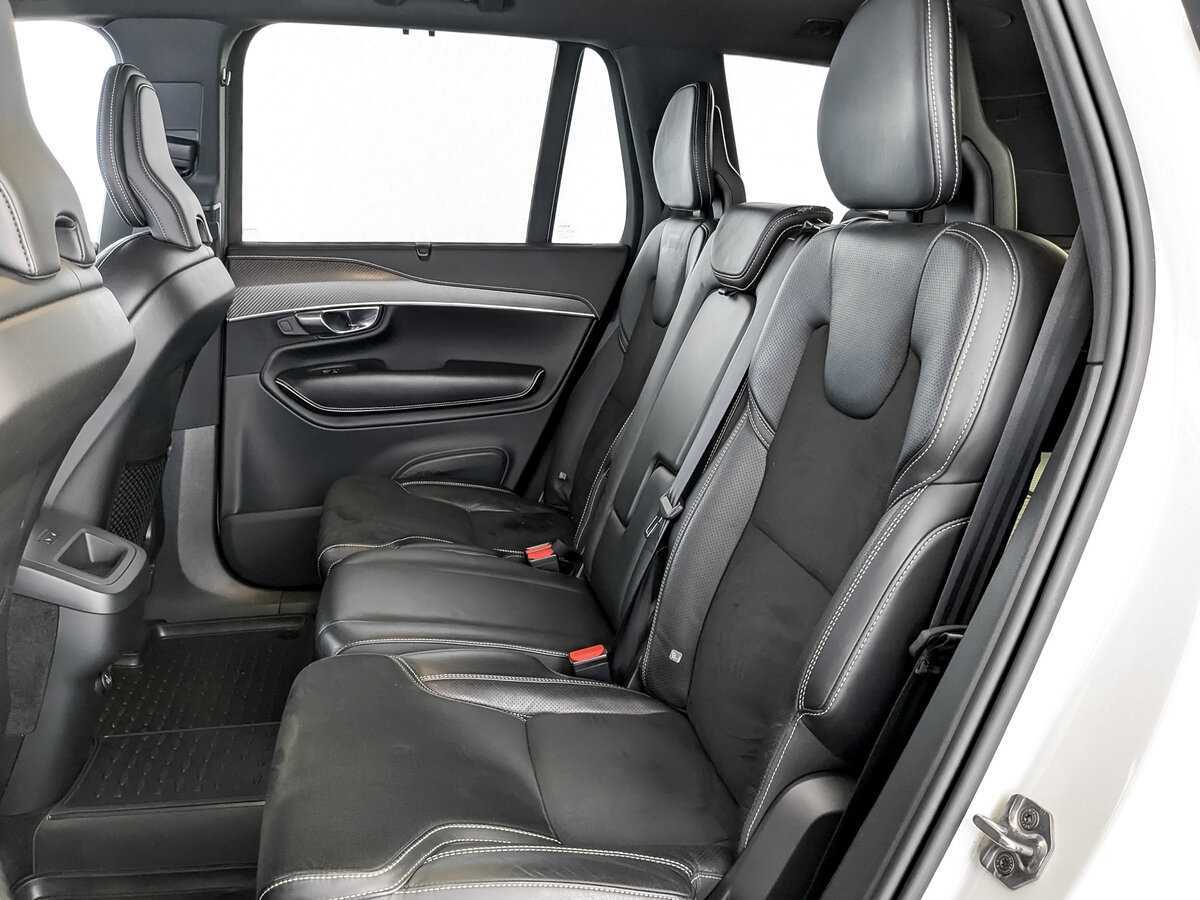 Купить Volvo XC90 с пробегом. Фото: #11