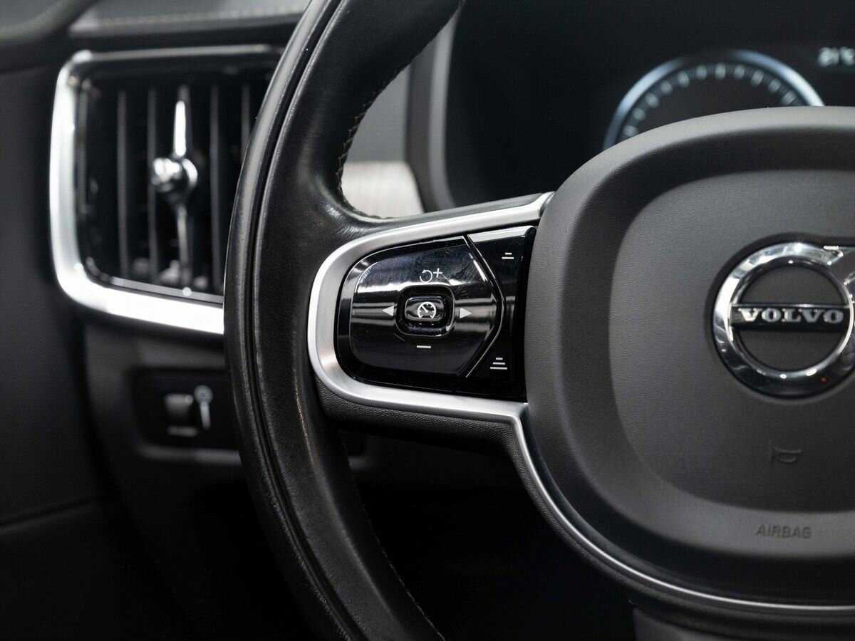 Купить Volvo V90 Cross Country с пробегом. Фото: #15