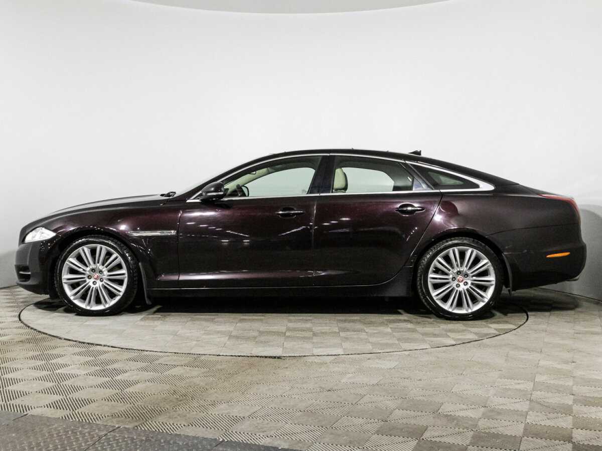 Купить Jaguar XJ с пробегом. Фото: #7