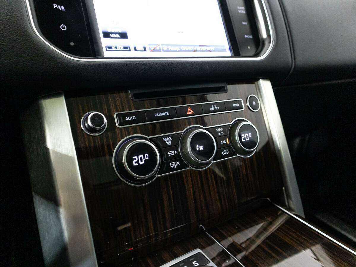 Купить Land Rover Range Rover с пробегом. Фото: #20
