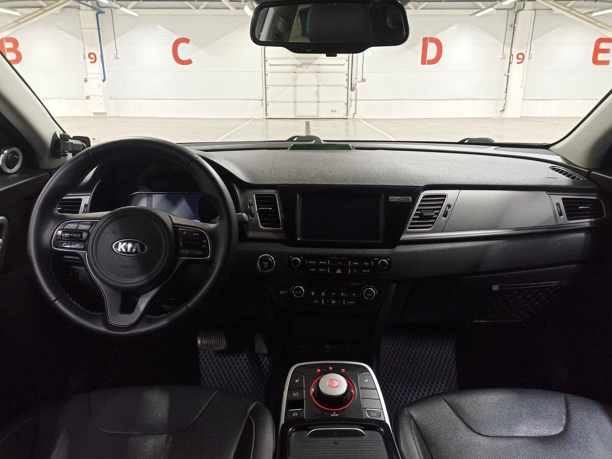 Купить Kia Niro с пробегом. Фото: #13