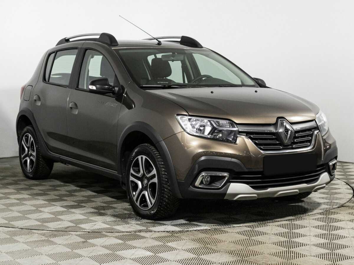 Купить Renault Sandero с пробегом. Фото: #2
