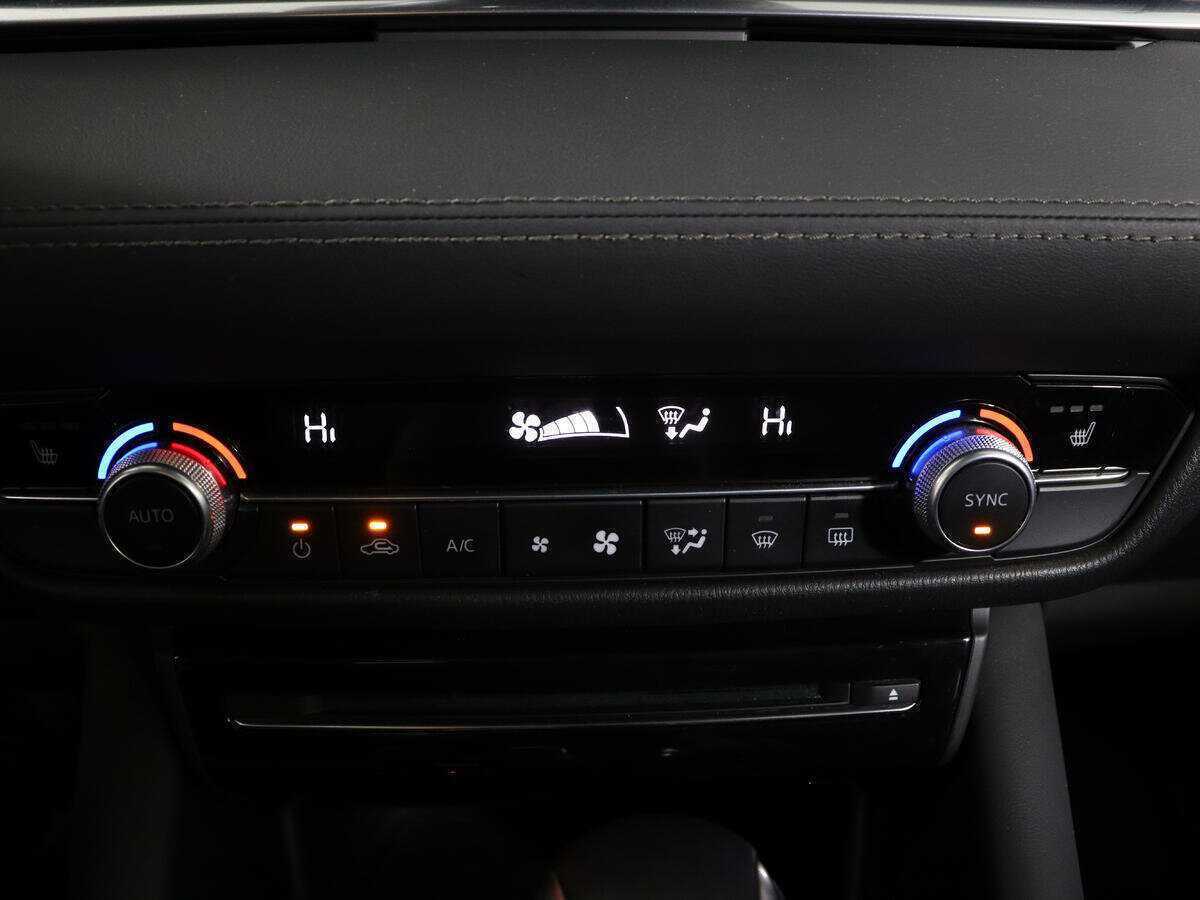 Купить Mazda 6 с пробегом. Фото: #21