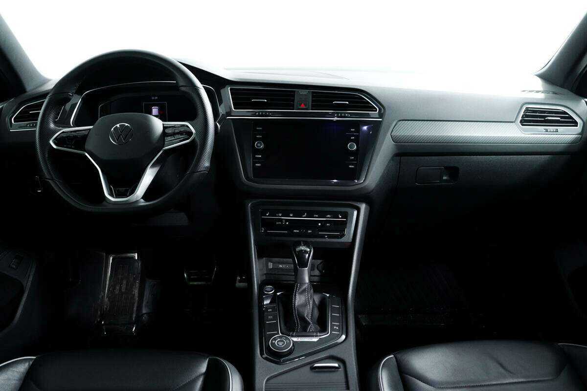Купить Volkswagen Tiguan с пробегом. Фото: #9