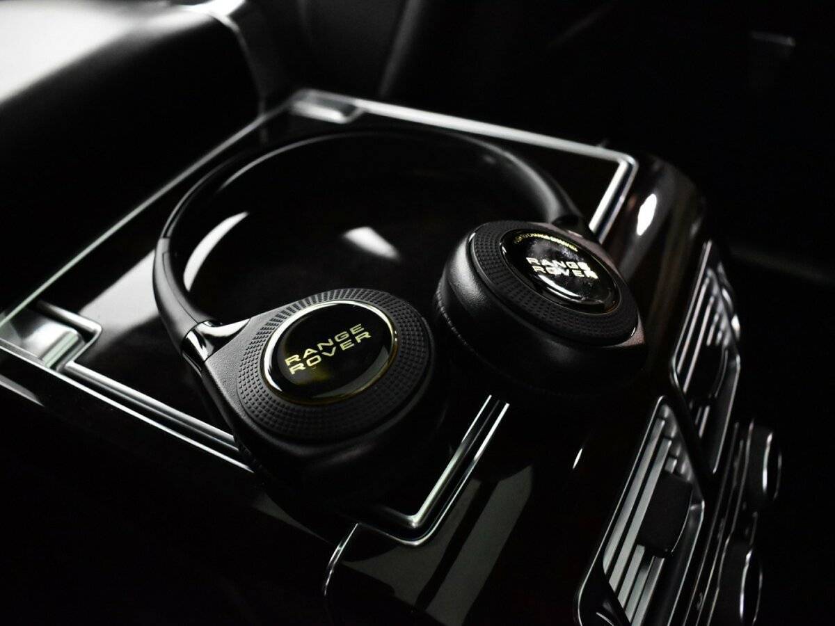 Купить Land Rover Range Rover с пробегом. Фото: #16