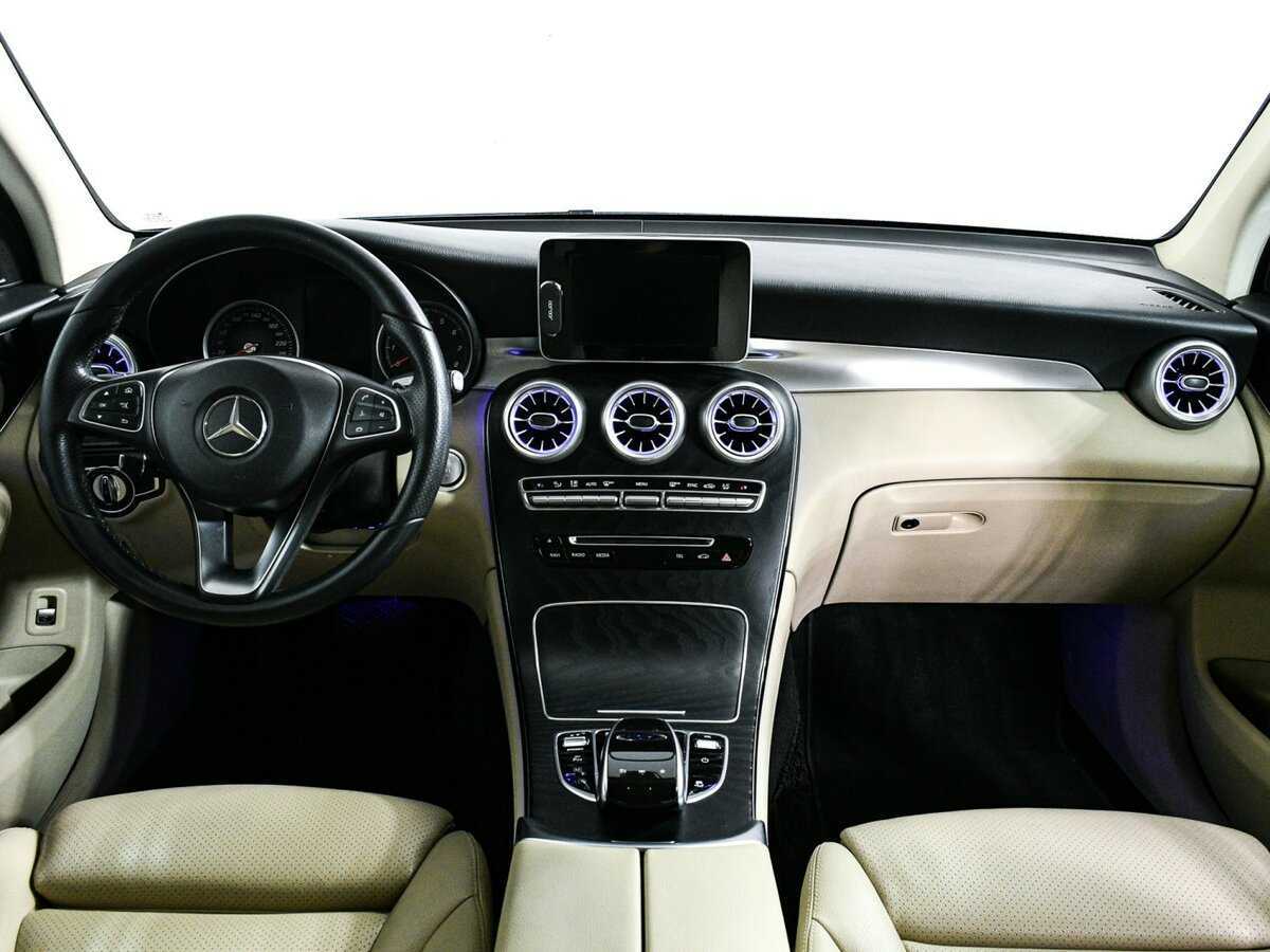 Купить Mercedes-Benz GLC с пробегом. Фото: #10